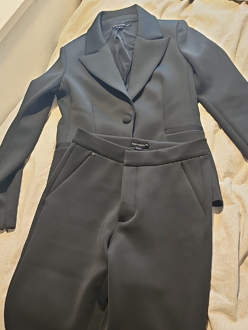 Good American Black Scuba Suit, 4/Small - Picture 8 of 8